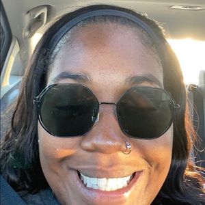 Meet your Posher, Jenae